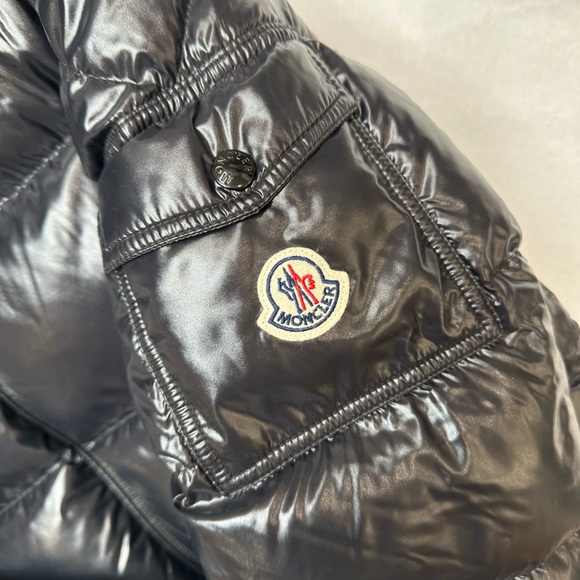 Selling Moncler Ecrins Jacket. Men’s Size 1 (Small) - Picture 4 of 10
